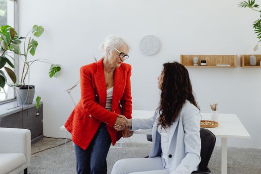Step Into Your Future: Expert Mentorship for Successful Career Shifts